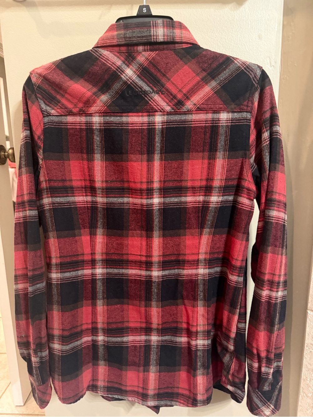 Legendary Whitetails Red and Black Plaid Button-Down Shirt - Picture 3 of 4